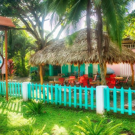 Colores Seafront Bed and Breakfast Manzanillo  Eksteriør billede